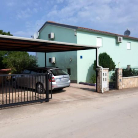 Apartments Villa Elda Peroj Exteriér fotografie